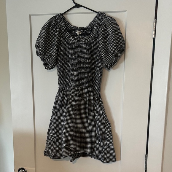 Madewell Dresses & Skirts - Madewell Black & White Gingham Smocked Puff-Sleeve Dress